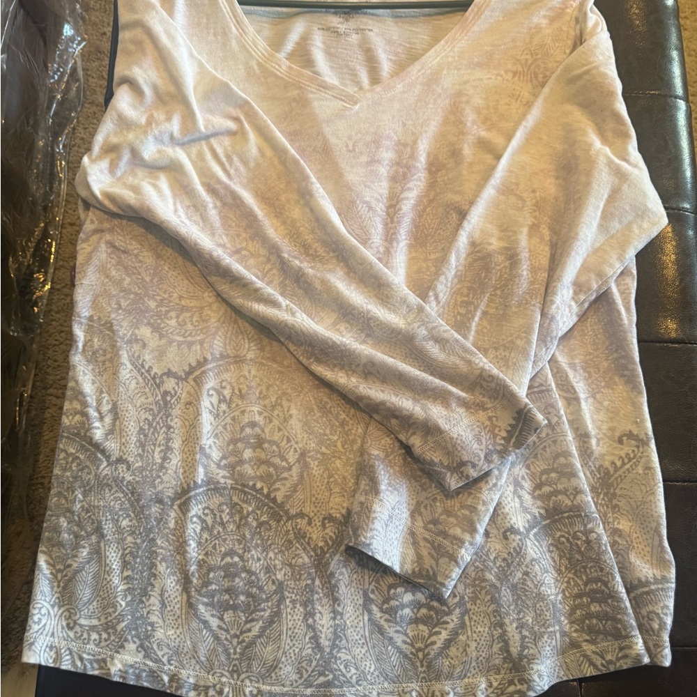 Sonoma XL  Cream, pink and Gray Women's Top in great condition